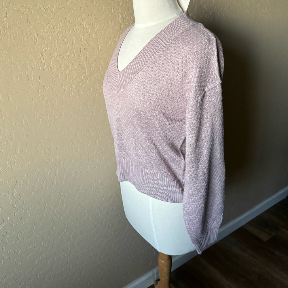 PINK ROSE V-Neck Sweater - Picture 2 of 7